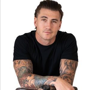 Meet your Posher, Alex